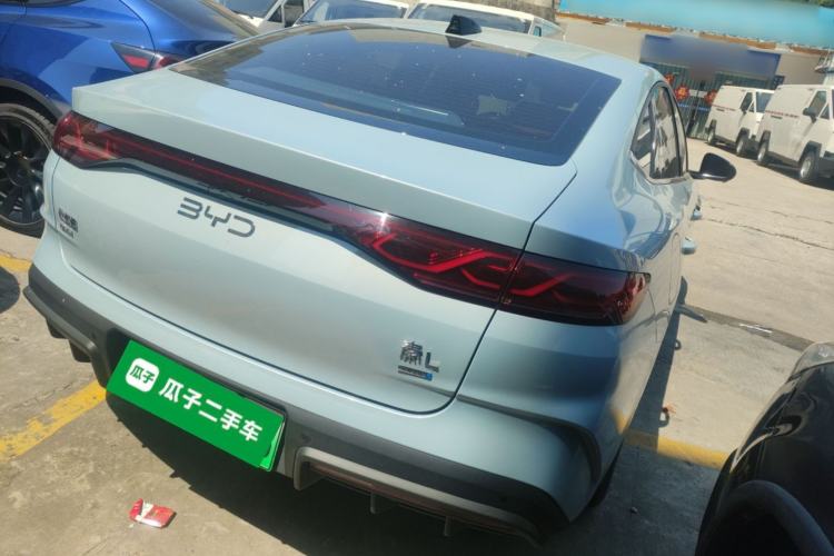 Used BYD Qin L 2025 DM-i Smart Drive 80KM Leading Model