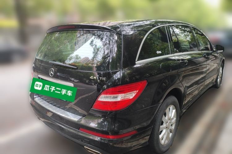 Used Mercedes-Benz R-Class 2014 R 320 4MATIC Business Model Rear Right 45 Deg