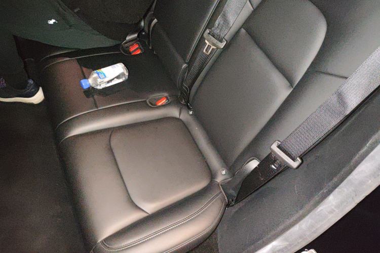 Used Tesla Model Y 2022 Rear-Wheel-Drive Version Left Rear Seat