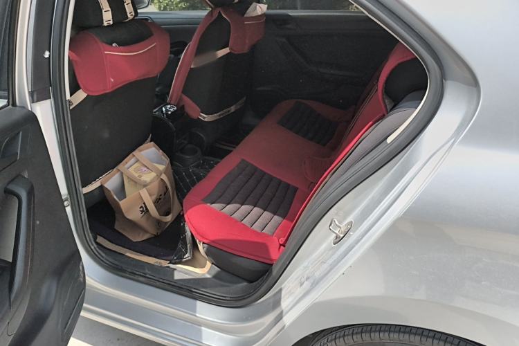 Used Volkswagen Jetta 2015 1.6L Manual Fashion Edition Left Rear Seat