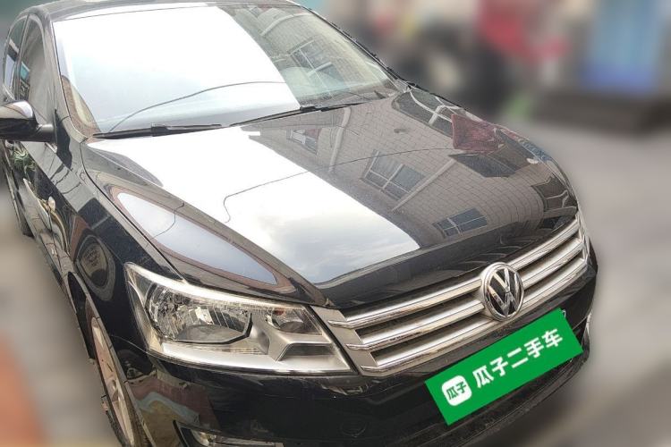 Used Volkswagen Santana 2015 1.6L Manual Comfort Edition
