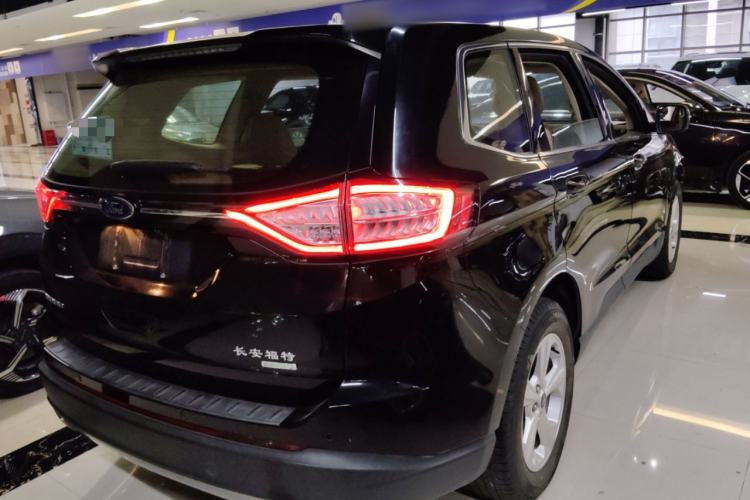 Used Ford Edge 2018 EcoBoost 245 Two-Wheel-Drive Titanium 5-Seater China VI Standard