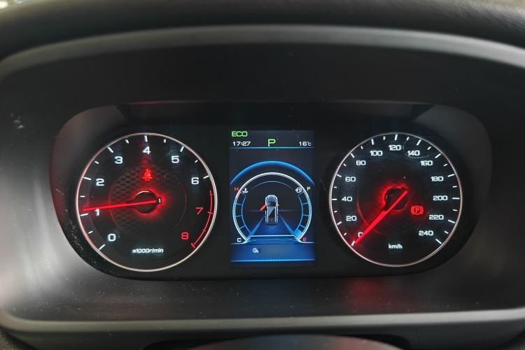 Used BYD Tang 2018 2.0T Automatic SmartConnect Luxury 7-Seater China V Emission Standard Instrument Cluster