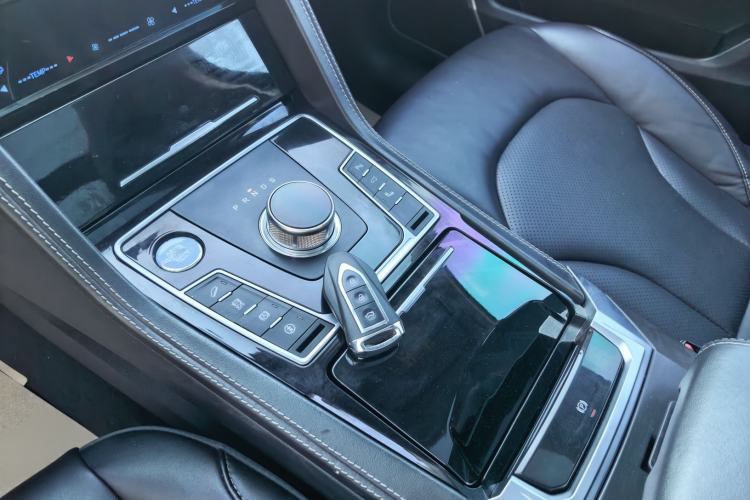 Used Zotye Domy X7 2017 Upgraded Edition 2.0T DCT Huangshan Model 7 Seats