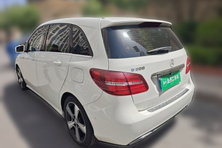 Used Mercedes-Benz B-Class 2015 B 200 Fashion Model
