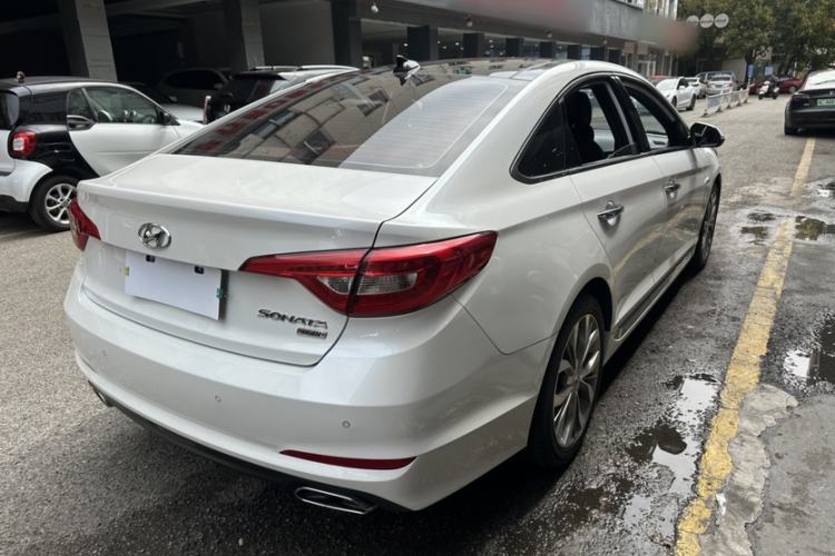 Used Hyundai Sonata 2015 1.6T GLX Advanced Model
