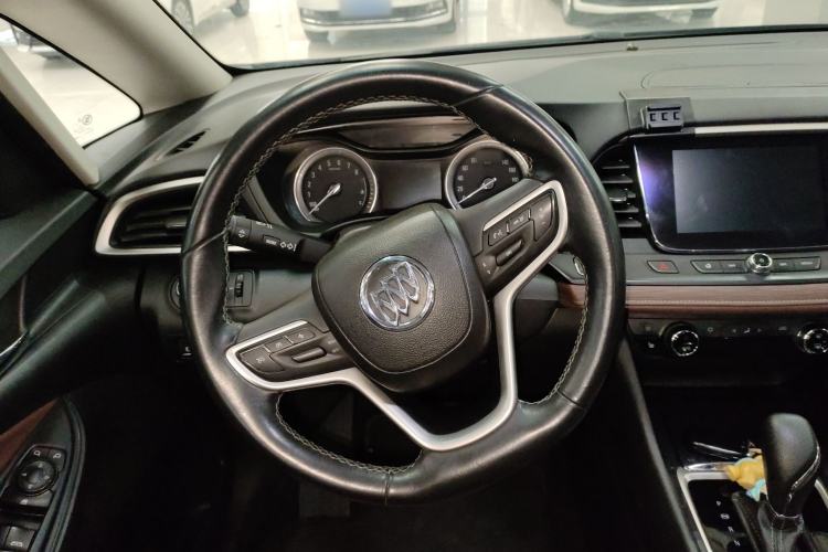 Used Buick GL6 2019 18T 6-Seater Connected Luxury Version China VI Standard