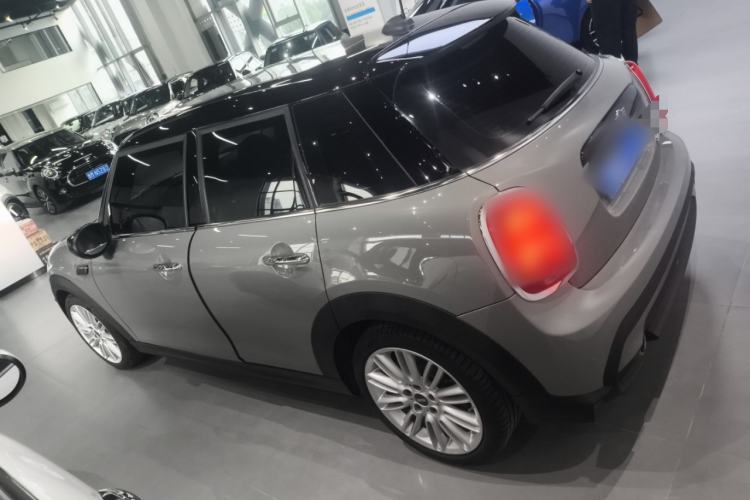 Used MINI 2022 1.5T COOPER Classic Edition Five-Door Version Exterior 4