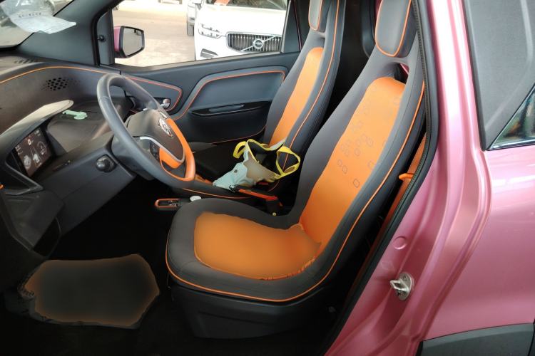 Used Baojun E100 2019 250KM Smart Drive Edition Left Front Seat