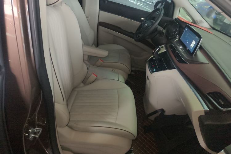 Used Buick GL8 2022 Land Business Class 652T Luxury Model
