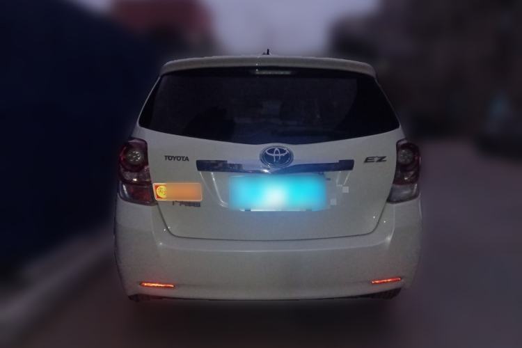 Used Toyota Verso 2014 Starlight 180E CVT Elite Multi-Function Edition