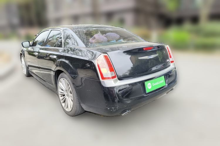 Used Chrysler 300C 2014 3.0L Excellence Edition