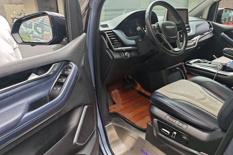 Used SAIC MAXUS G20 2021 PLUS 2.0T Gasoline Automatic Flagship Edition