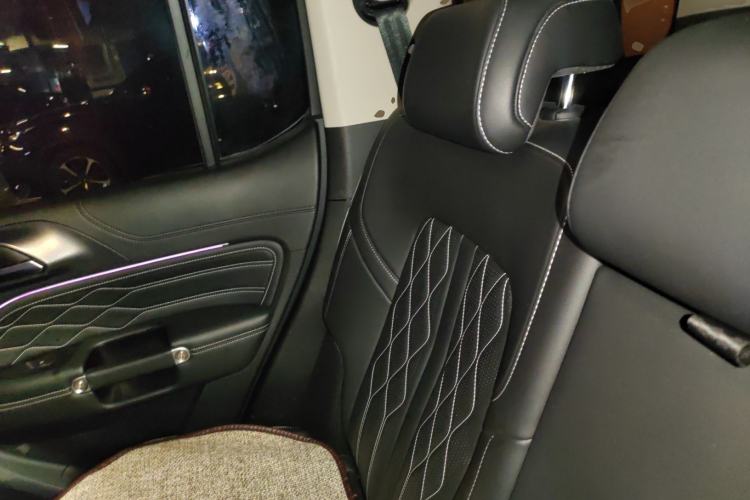 Used Tank 300 2023 Off-Road Edition 2.0T Challenger Left Rear Seat