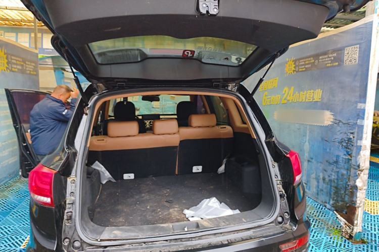 Used Yema T80 2017 1.5T Manual Cool Edition Trunk