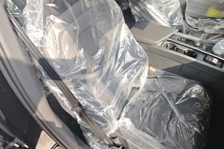 Used Volvo XC60 2025 B5 Four-Wheel Drive Smart & Advanced Midnight Black Edition