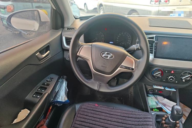 Used Hyundai Verna (new generation) 2016 1.4L Manual Cool Edition GLS
