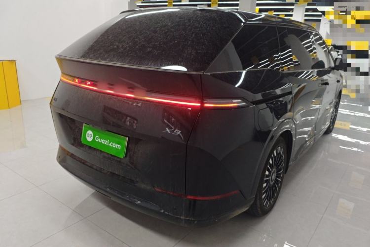 Used XPeng X9 2025 740 Ultra-Long Range Max
