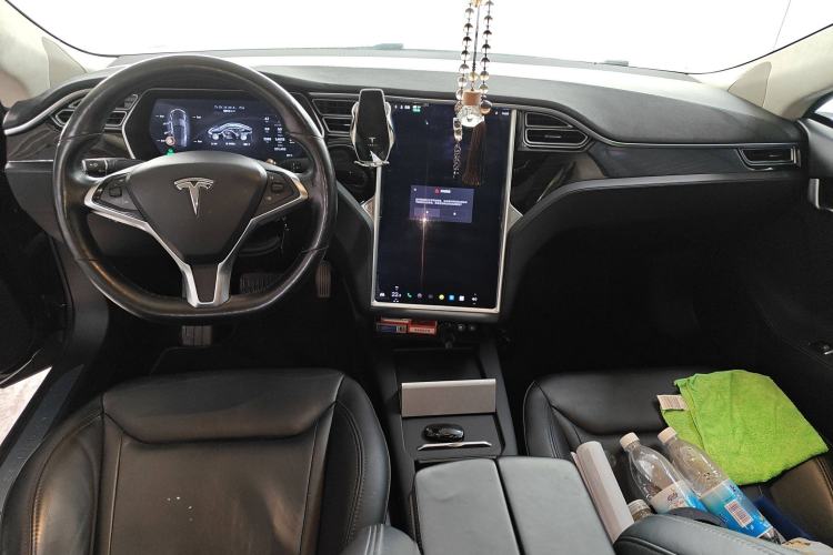 Used Tesla Model S 2015 S 85D Center Console