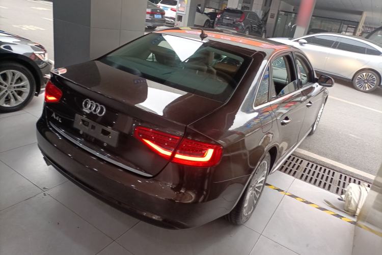 Used Audi A4L 2016 35 TFSI Collector's Edition Automatic Standard Model
