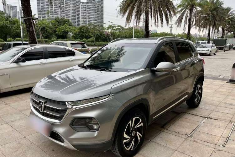 Used Baojun 510 2017 1.5L Automatic Fashion Model
