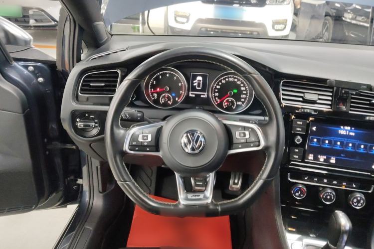 Used Volkswagen Golf 2019 280TSI DSG R-Line Model China V Standard