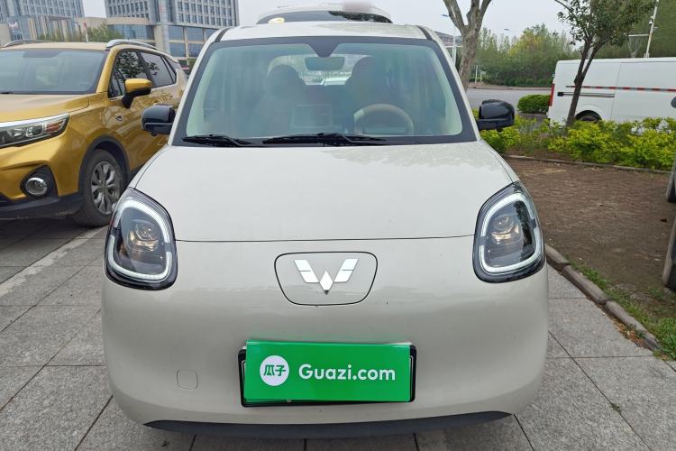 Used Wuling Hongguang MINIEV 2025 Four-Door Version Advanced Edition Front