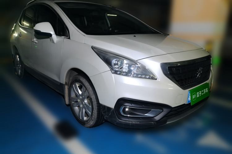 Used Peugeot 3008 2016 2.0L Automatic Classic Edition Front Right 45 Deg