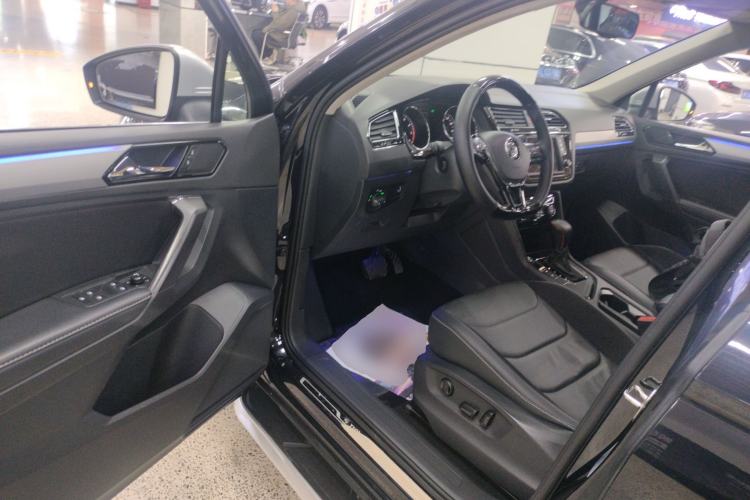 Used Volkswagen Tiguan L 2018 330TSI Automatic Two-Wheel Drive Luxury Edition
