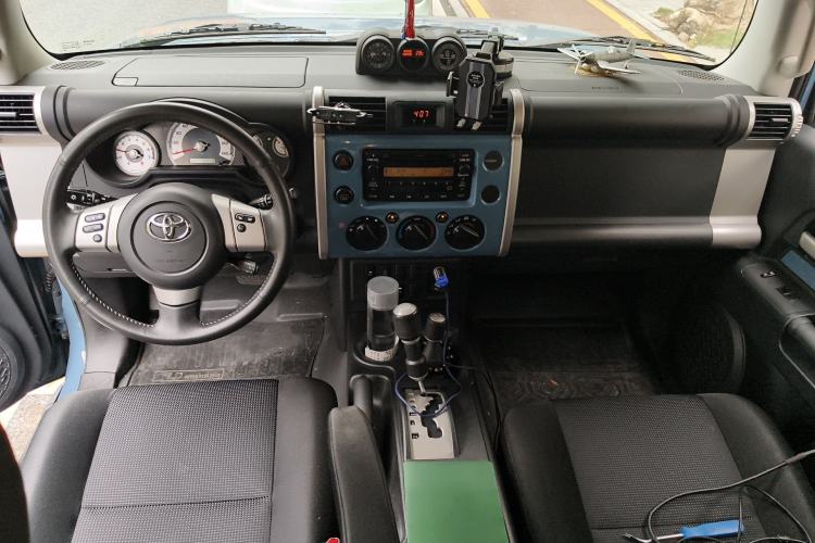 Used Toyota FJ Cruiser 2017 4.0 Automatic Parallel Import Version
