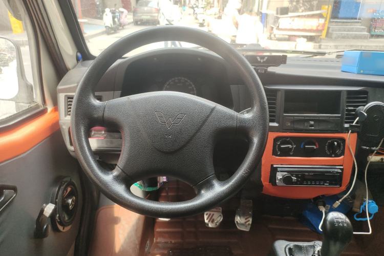Used Wuling Zhiguang 2013 1.0L Practical Version Steering Wheel