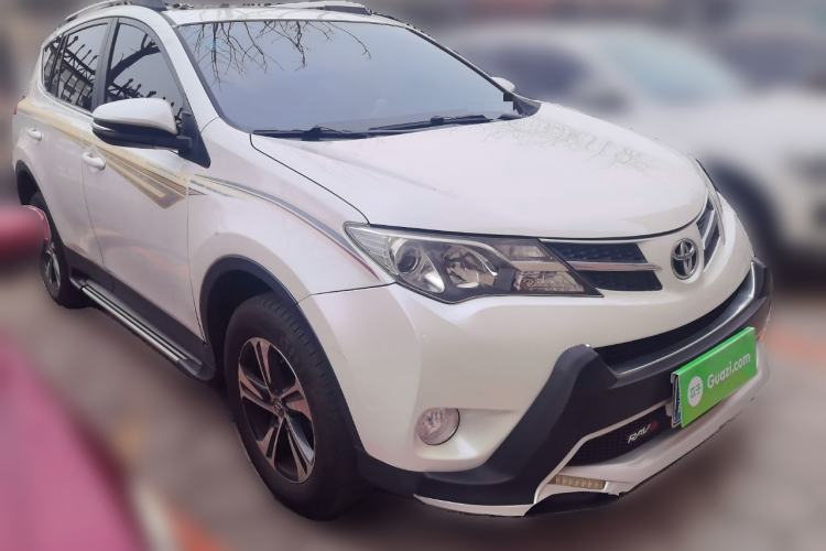 Used Toyota RAV4 2015 2.0L CVT Two-Wheel Drive Fashion Edition
