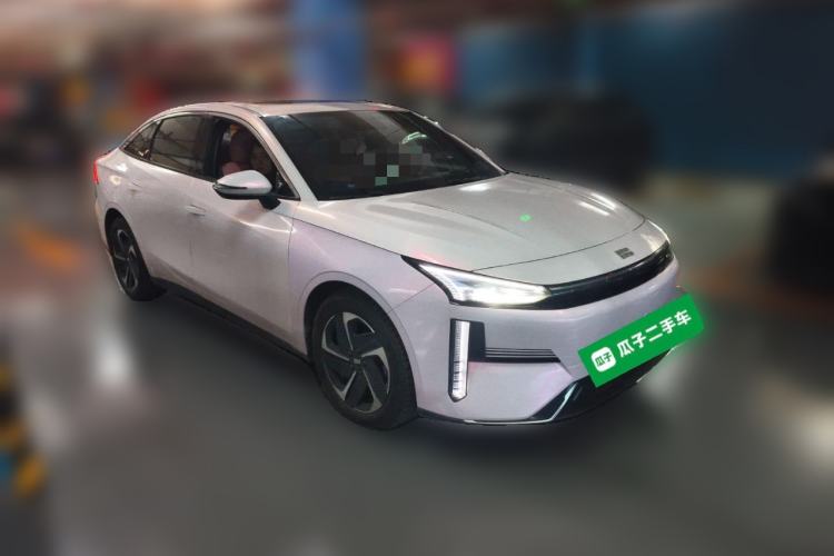 Used Geely Galaxy L6 2023 125km PLUS
