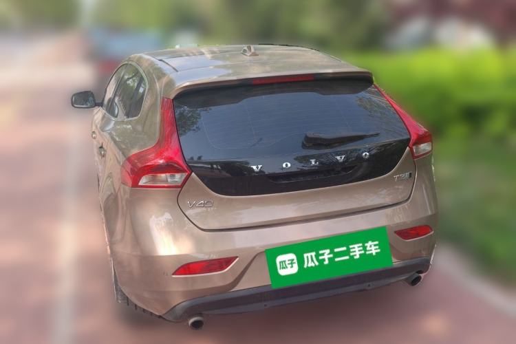 Used Volvo V40 2017 T3 Zhiya Edition Rear Left 45 Deg