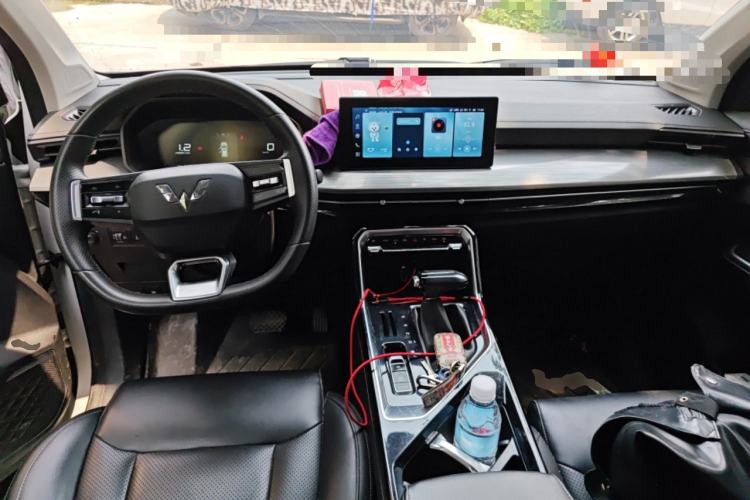 Used Wuling Asta 2021 1.5T CVT Starlight Edition Center Console