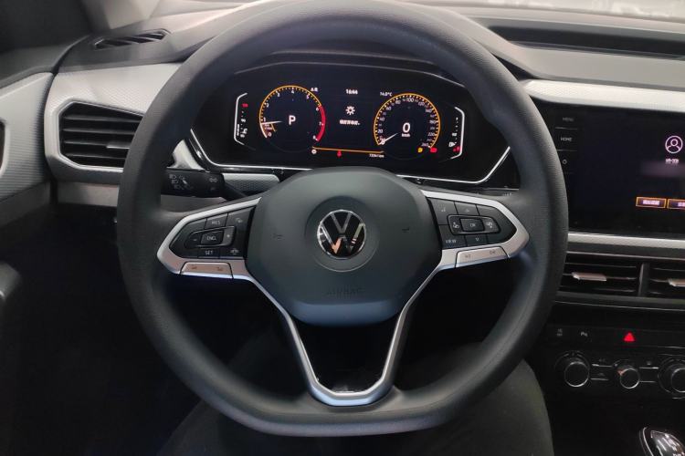 Used Volkswagen Tacqua 2023 200TSI DSG Joy-Connect Edition
