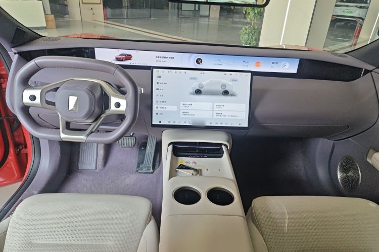 Used Avatr 06 2025 Pro Range-Extended Edition
