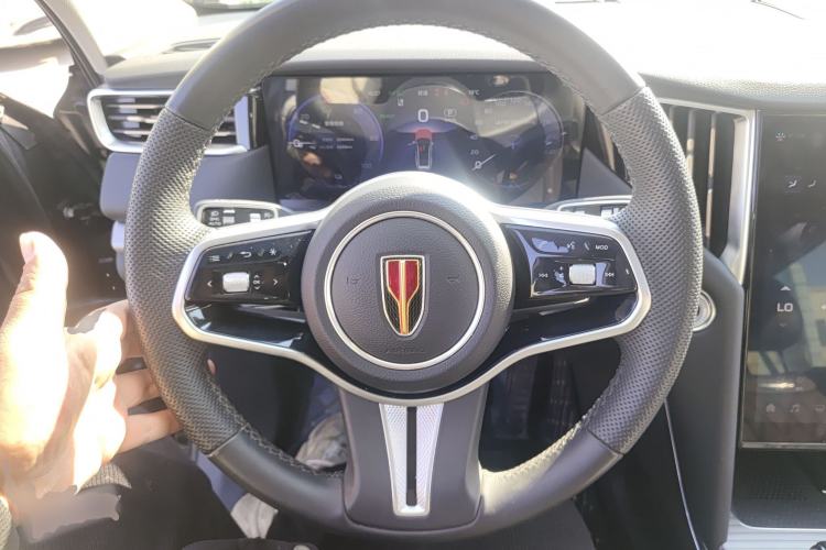 Used Hongqi HS7 PHEV 2024 2.0T PHEV Four-Wheel Drive Flagship Edition 6 Seats
