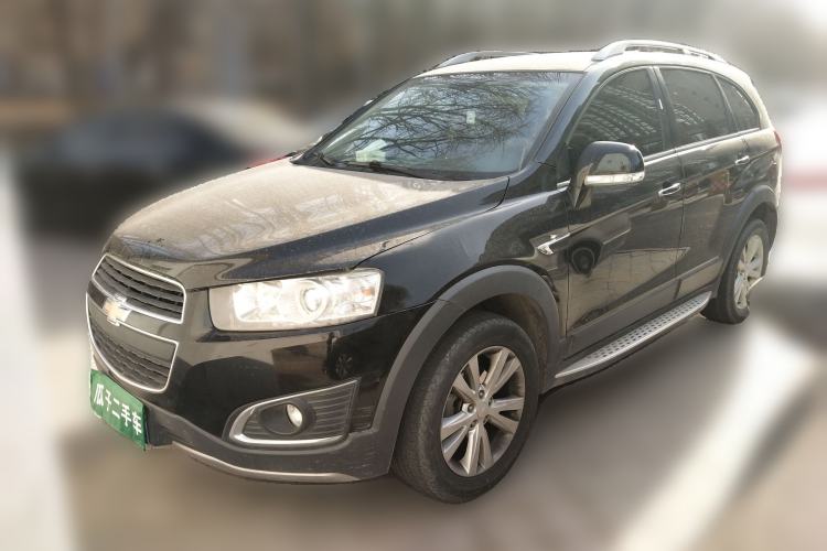 Used Chevrolet Captiva 2017 2.4L 4x4 Flagship Edition 7-Seater