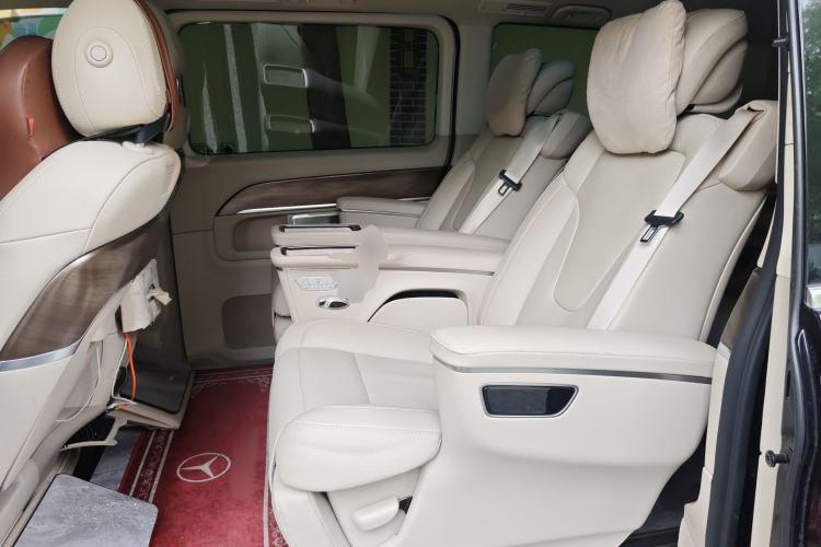 Used Mercedes-Benz V-Class 2022 V 260 L Long Wheelbase Prestige Edition