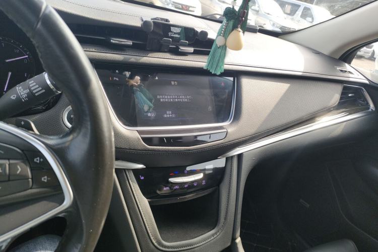 Used Cadillac XT5 2016 25T Luxury Model
