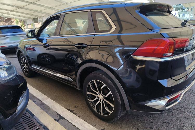 Used Zotye Domy X7 2017 1.8T Manual Luxury Model