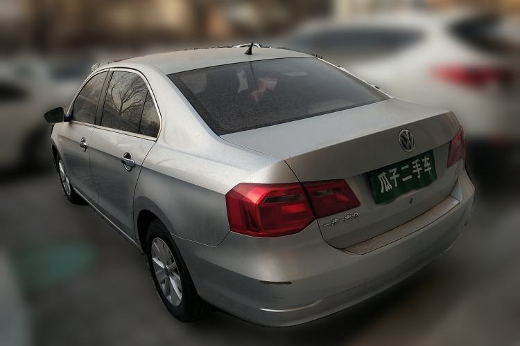 Used Volkswagen Jetta 2015 Value Edition 1.6L Manual Fashionable Style
