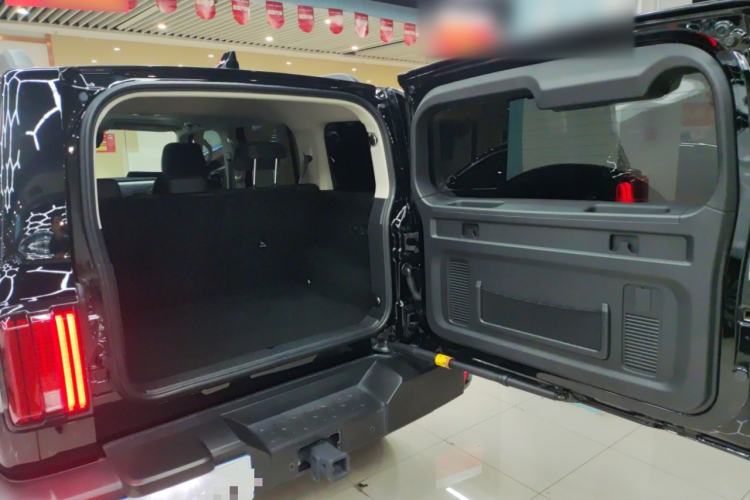 Used Tank 300 2023 City Edition 2.0T—Stylish as Ever