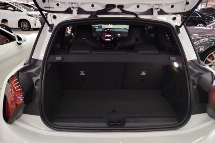 Used MINI Electric COOPER JCW 2025 JOHN COOPER WORKS
