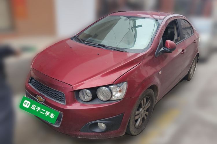 Used Chevrolet Aveo Sonic 2011 Sedan 1.4L Manual Transmission SE
