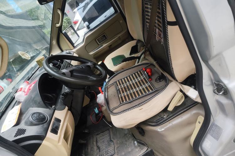 Used Dongfeng Xiaokang C36 2016 1.5L Base Version Ⅱ DK15-06 Left Front Seat