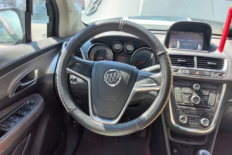 Used Buick Encore 2014 1.4T Manual Two-Wheel Drive Urban Advanced Model Steering Wheel