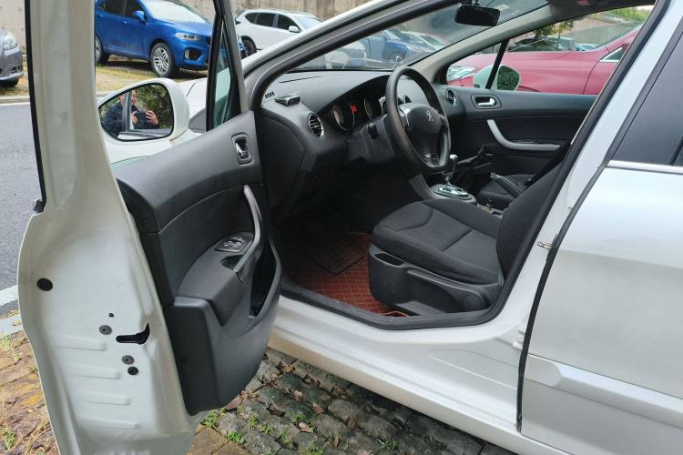 Used Peugeot 408 2013 2.0L Automatic Comfort Edition