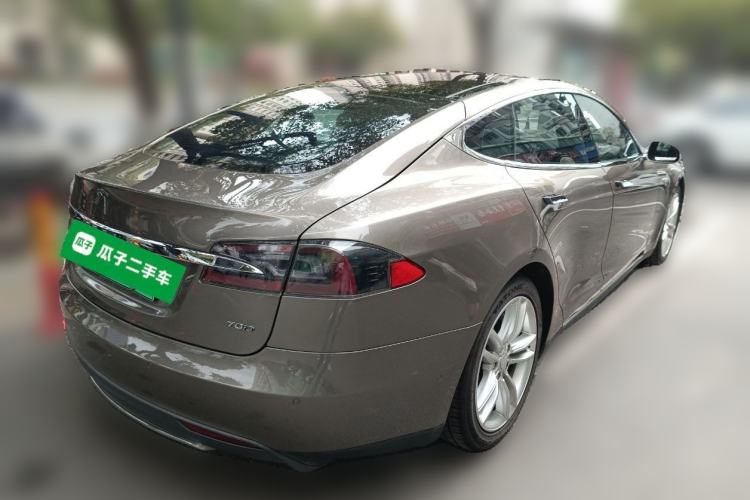 Used Tesla Model S 2015 S 70D
